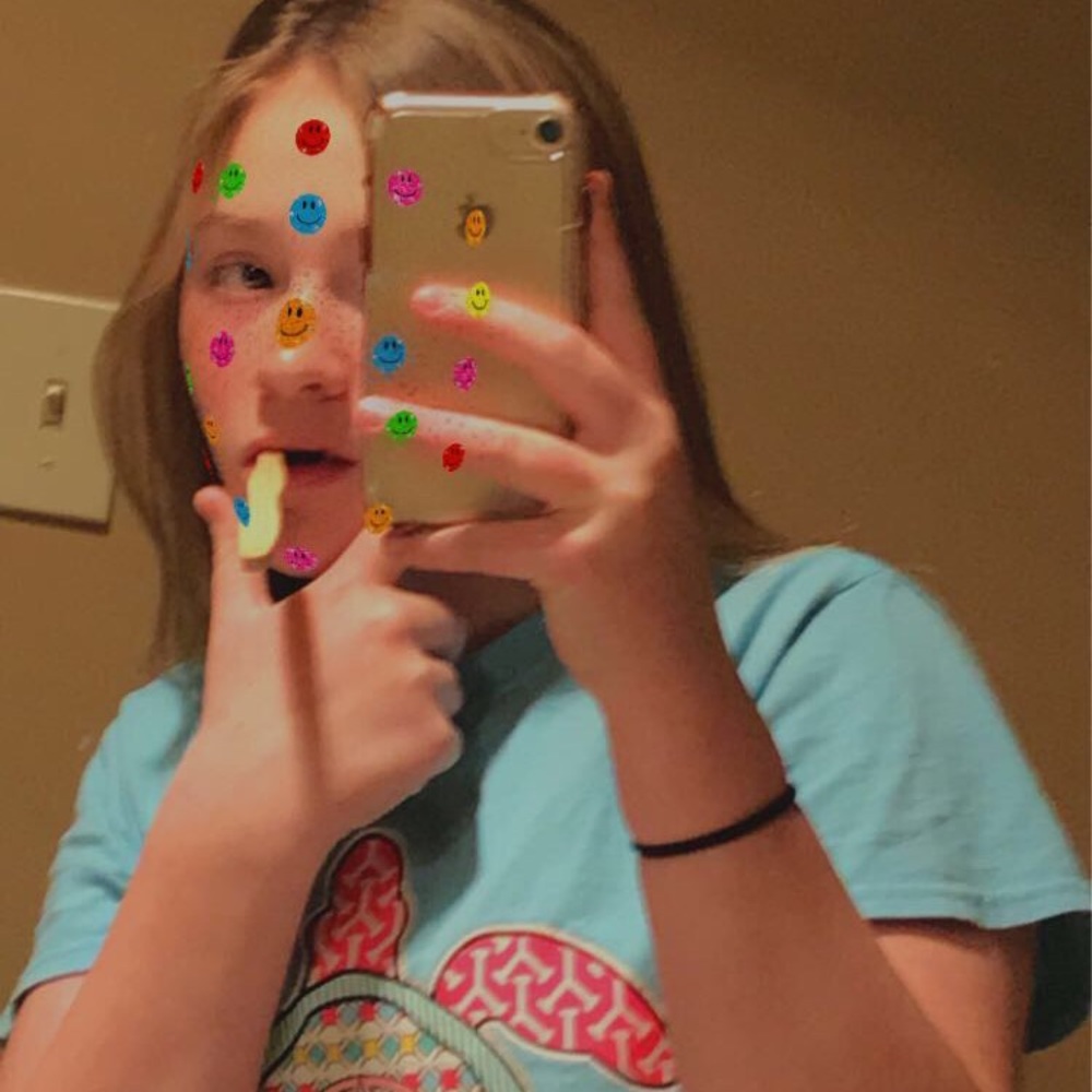 Meet your Posher, Elaine